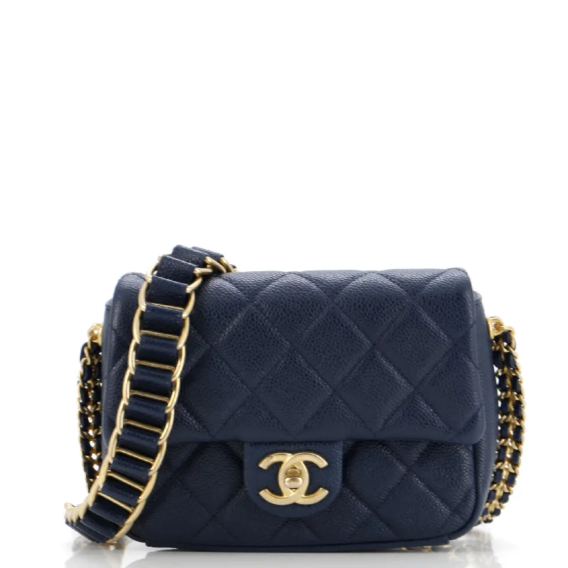 YVES SAINT LAURENT bags with a back - zip pocket for storing valuables securelyChain Soul Flap Bag Quilted Caviar Mini