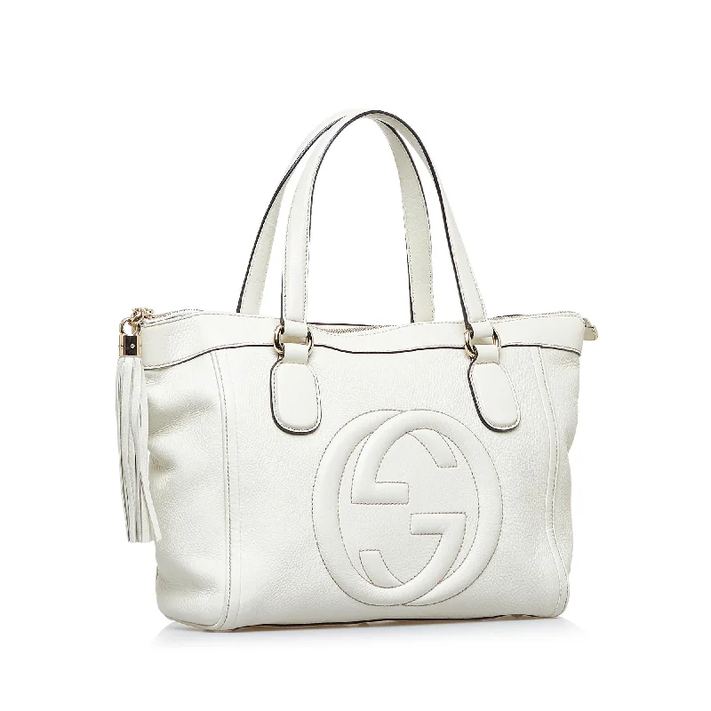 Women Gucci bags with a front - flap pocket for quick - access itemsGucci Soho Tote (SHG-b0jBug)