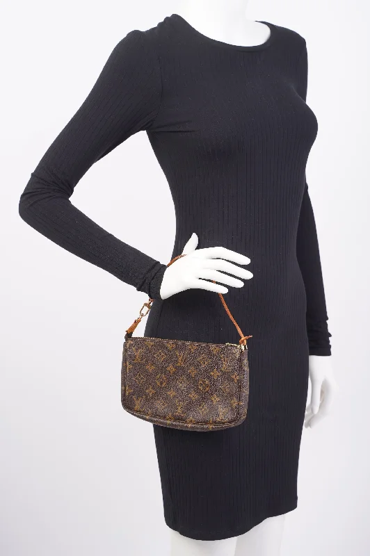 Louis Vuitton Pochette Accessoires Monogram Canvas