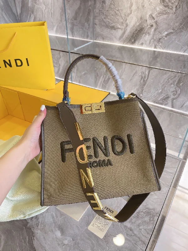 Ladies Fendi shoulder bags with a detachable phone stand for hands - free viewingLuxury  Bags Fendi 222