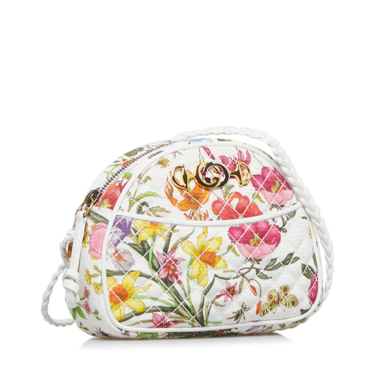 Gucci backpacks for women with a sleek silhouetteGucci Mini Flora Trapuntata Crossbody Bag (SHG-EsClra)