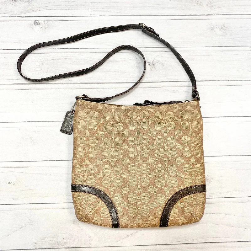 Crossbody Designer By Coach  Size: Medium