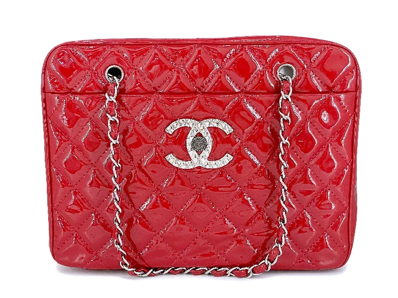 Chanel Classic Flap Bag for Evening PartyChanel Red Luxury Giant XL Brilliant CC Patent Luggage Shopper Tote Bag