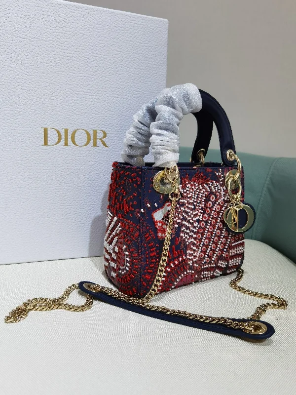 Stylish Christian Dior shoulder bags with a tassel - adorned zipperChristian Dior Bags  753