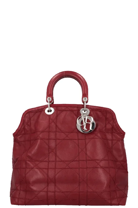 Christian Dior bags with a quilted pattern and gold - toned hardwareCHRISTIAN DIOR Granville Bag Cannage Red Leather