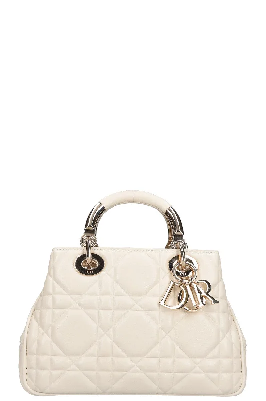 Christian Dior bags with a quilted pattern and gold - toned hardwareCHRISTIAN DIOR Lady 95.22