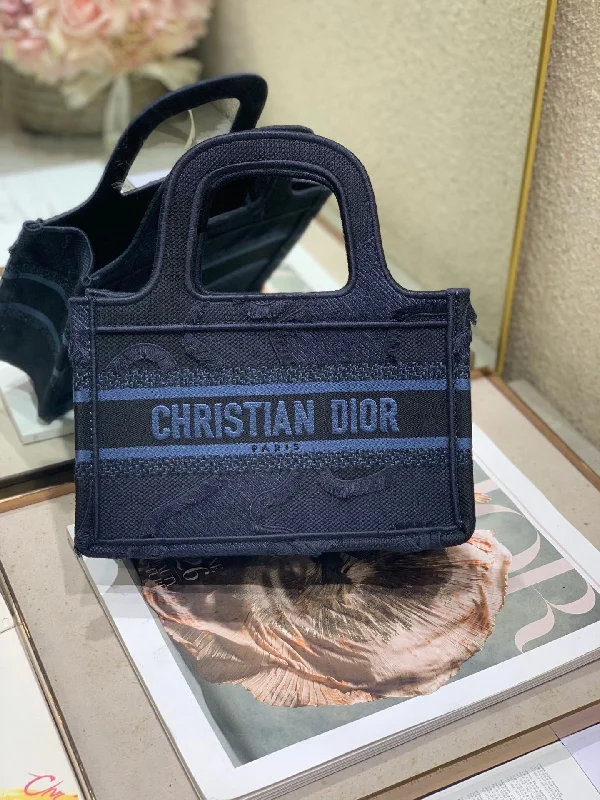 Christian Dior handbags with a snap - button closure and a decorative buckleChristian Dior - Luxury Bags  546