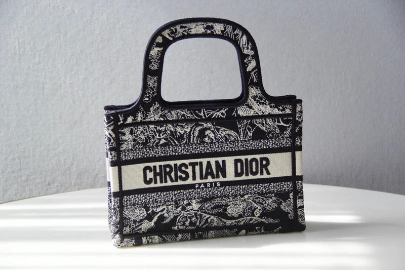 High - fashion Christian Dior bags with a geometric patternGlitzybags - Dior Bags - 3820