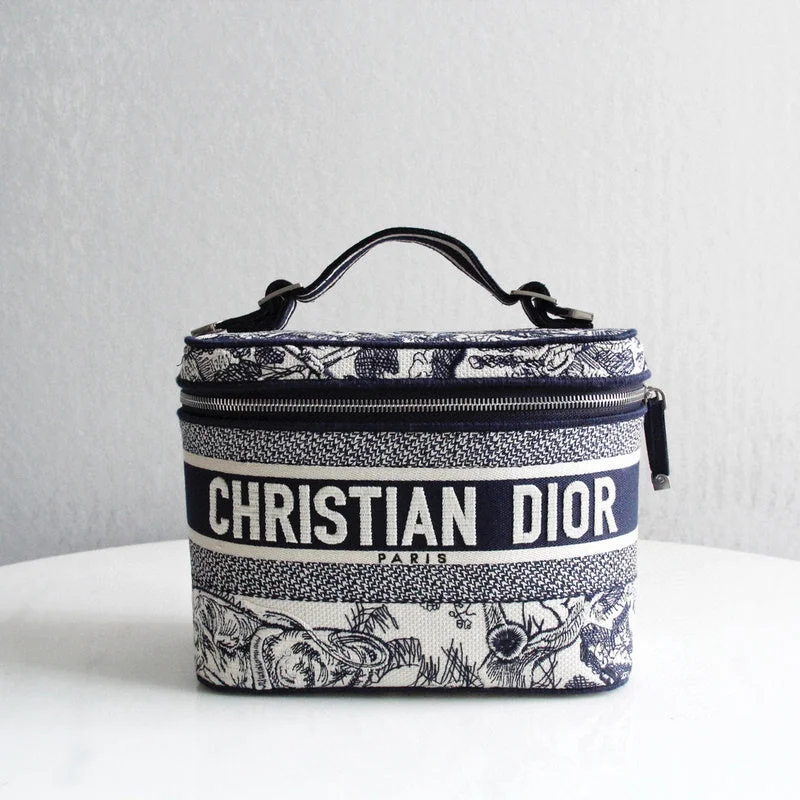 Christian Dior bags with a detachable coin purse insideGlitzybags - Dior Bags - 3826