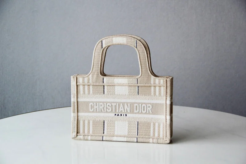 Trendsetting Christian Dior crossbody bags with a colorful strapGlitzybags - Dior Bags - 3833