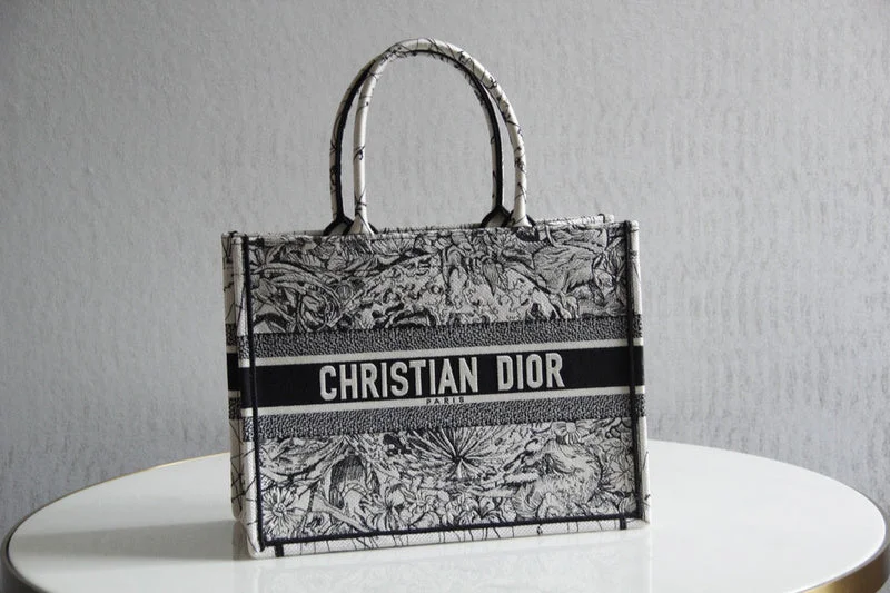 Christian Dior handbags with a detachable mirror for on - the - go touch - upsGlitzybags - Dior Bags - 3841