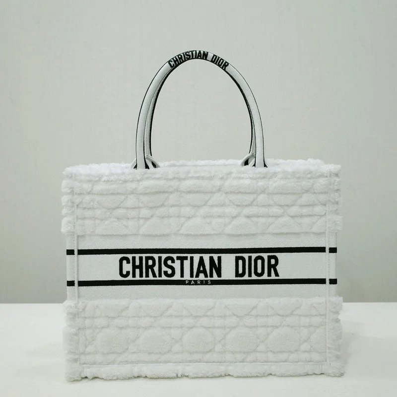 Christian Dior handbags with a detachable mirror for on - the - go touch - upsGlitzybags - Dior Bags - 3863