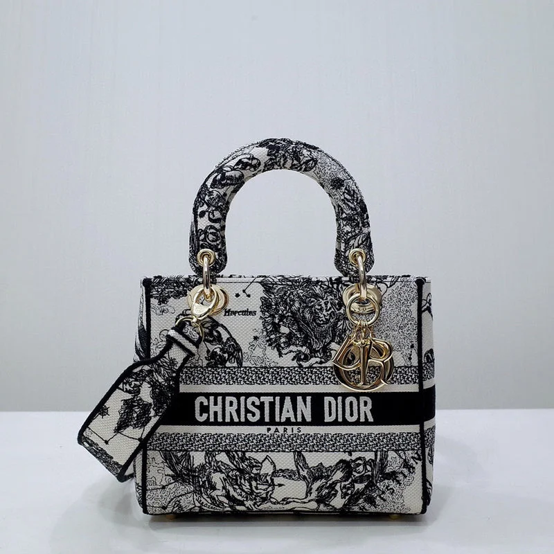 Christian Dior Saddle bags with a studded trim for a bold lookGlitzybags - Dior Bags - 4092