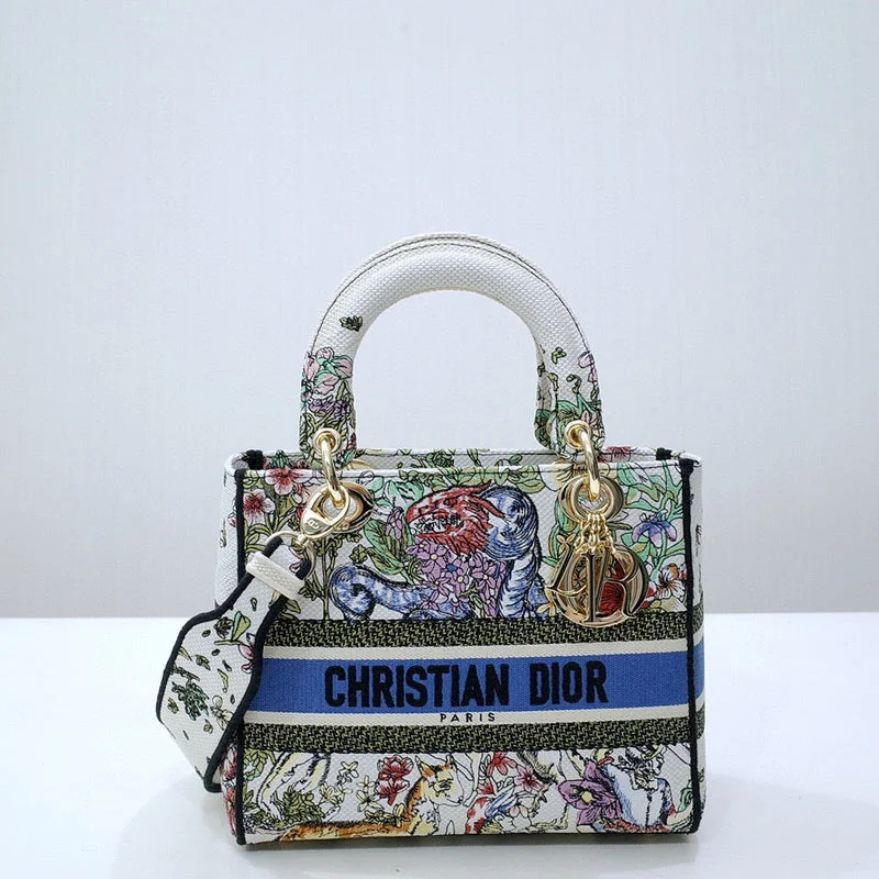 Christian Dior Saddle bags with a patent leather finish for a shiny lookGlitzybags - Dior Bags - 4099