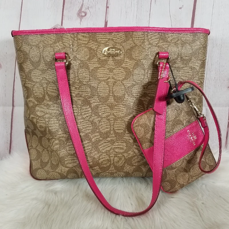 Handbag Designer By Coach  Size: Medium